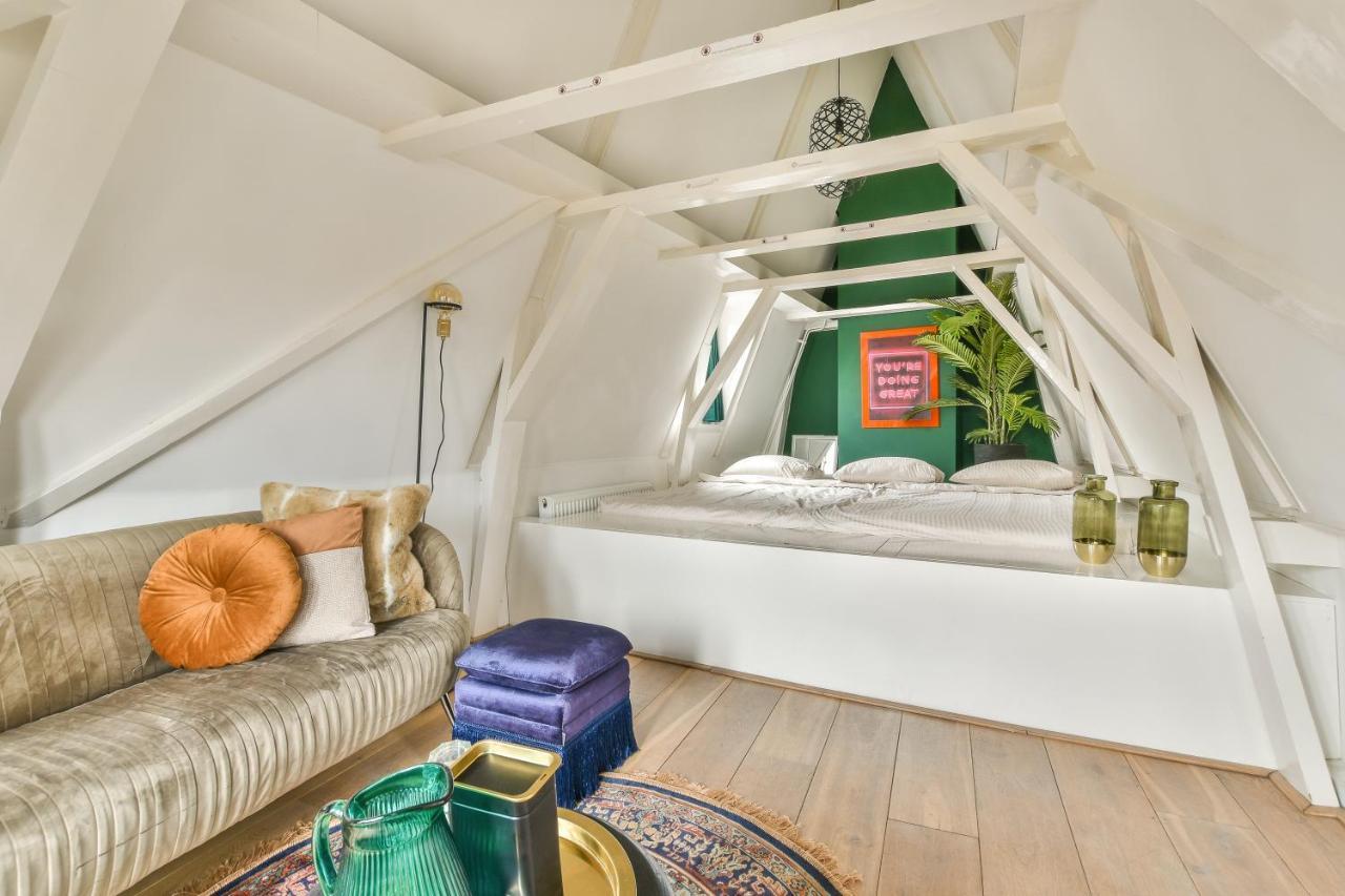 Spiegelgracht With Canal View Couette-café 5*