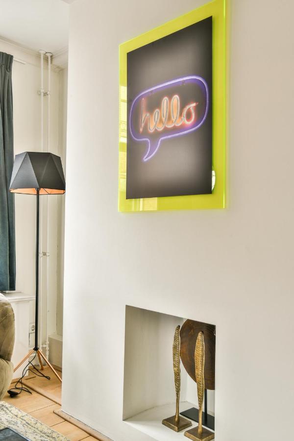 Couette-café Spiegelgracht With Canal View 5*